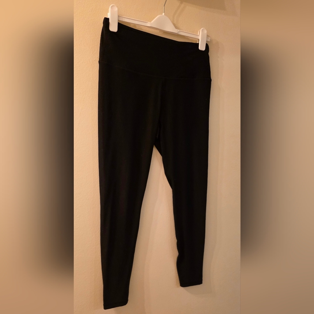 Tesla Womens Classic Black‎ Leggings (Size Large)